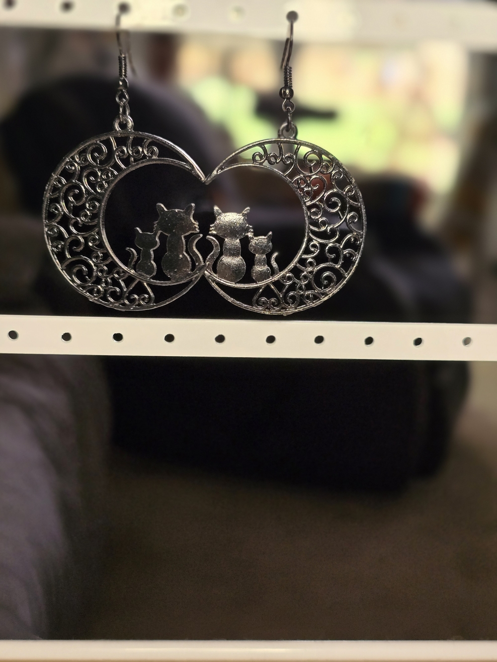 🌟3 for $18!🌟Black Cat Moon Silhouette Dangle Earrings